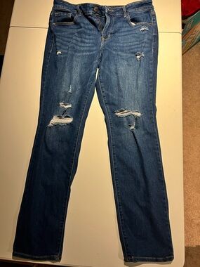 Women’s 12 Long Old Navy Mid-Rise Power Slim Straight Jeans - ripped dark wash
